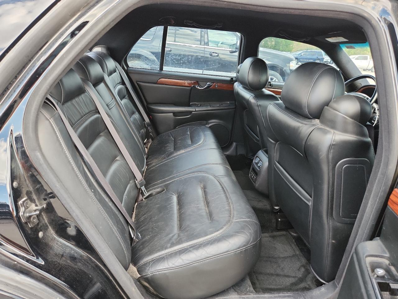 2002 Cadillac Deville VIN: 1G6KD54Y62U163857 Lot: 70881055