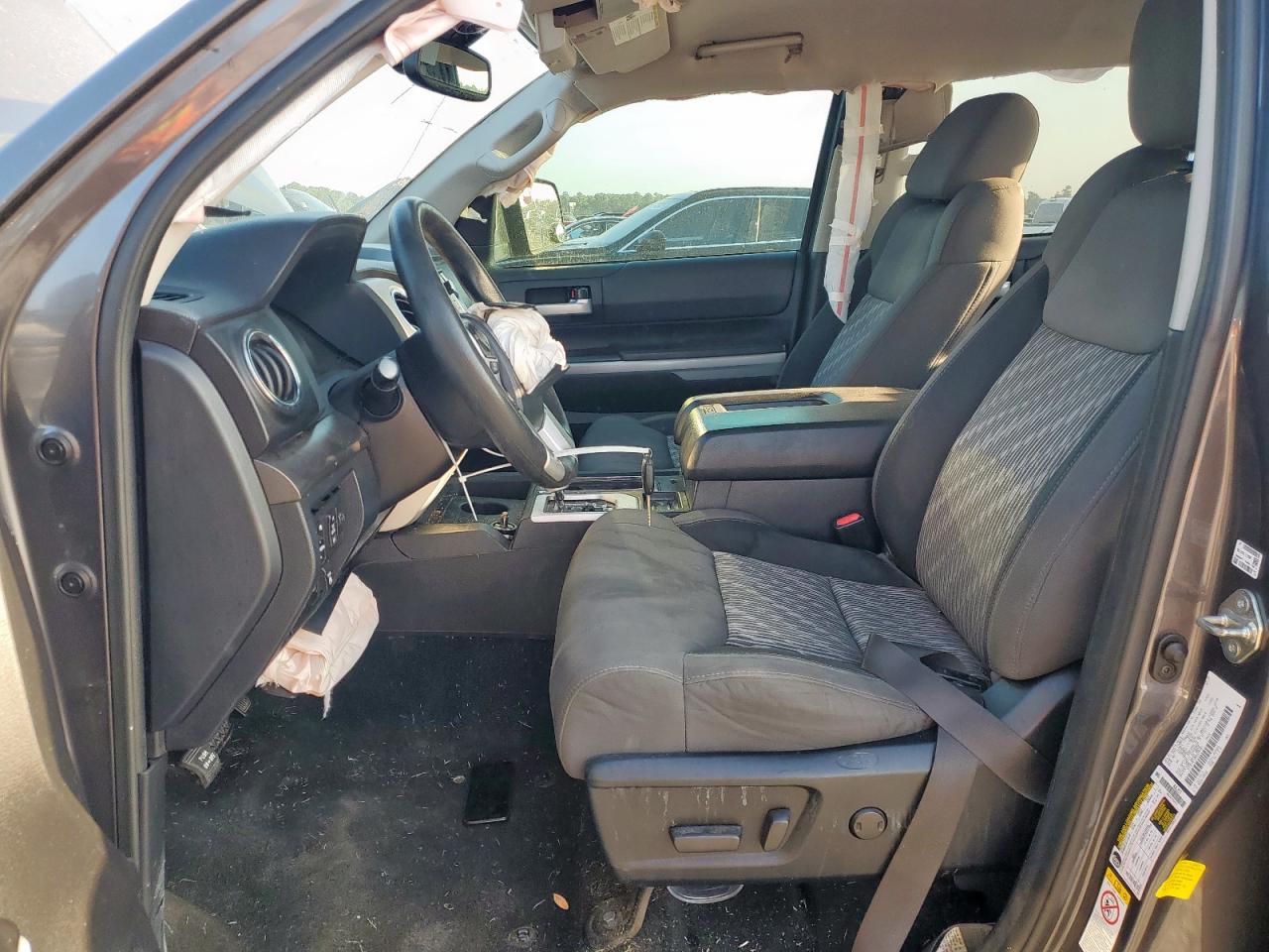 2019 Toyota Tundra Crewmax Sr5 VIN: 5TFEY5F18KX255467 Lot: 68189285