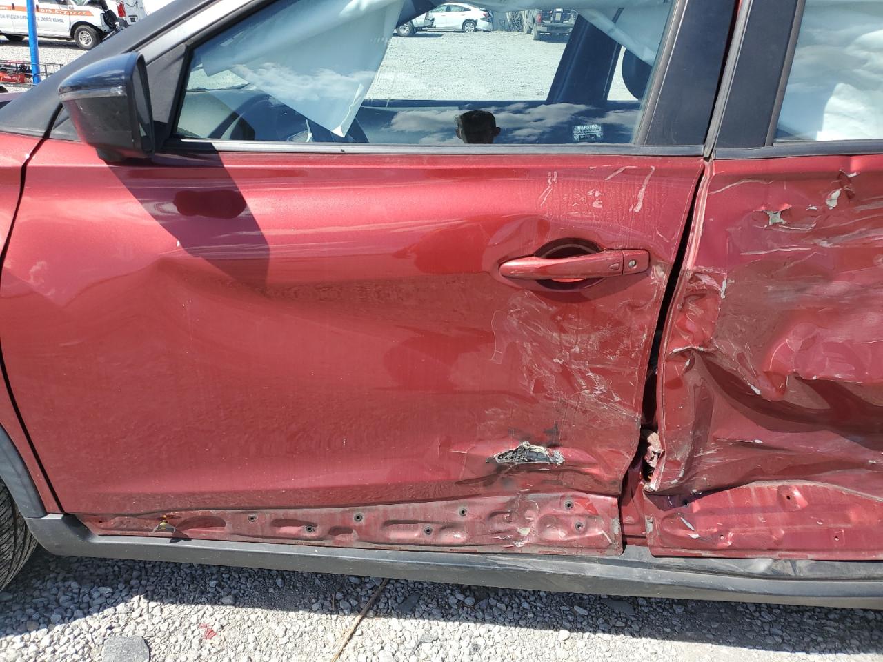 2018 Nissan Kicks S VIN: 3N1CP5CU1JL537570 Lot: 70274685