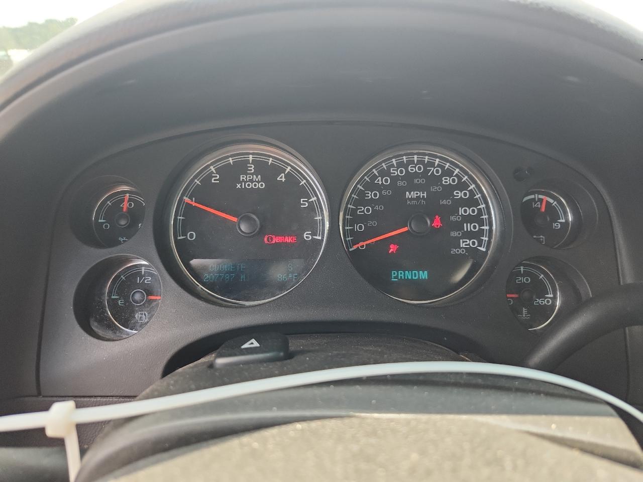 2013 Chevrolet Tahoe C1500 Lt VIN: 1GNSCBE01DR240915 Lot: 66820275