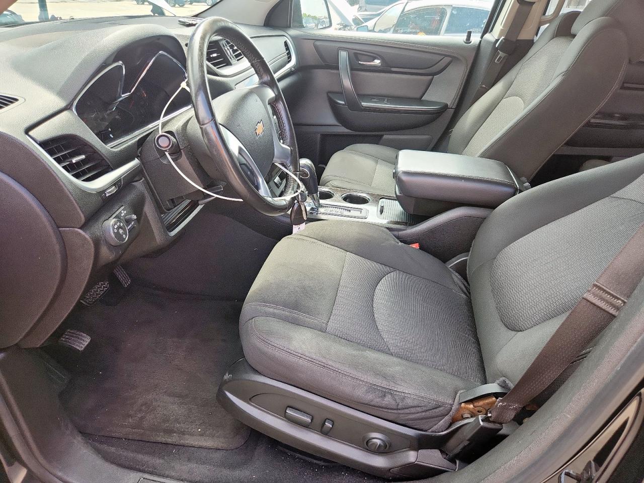 2016 Chevrolet Traverse Lt VIN: 1GNKRGKD4GJ135856 Lot: 69449045