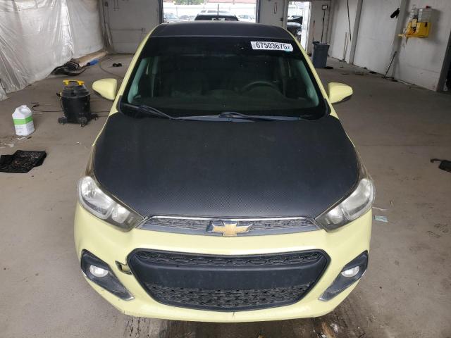Hatchbacks CHEVROLET SPARK 2017 Yellow