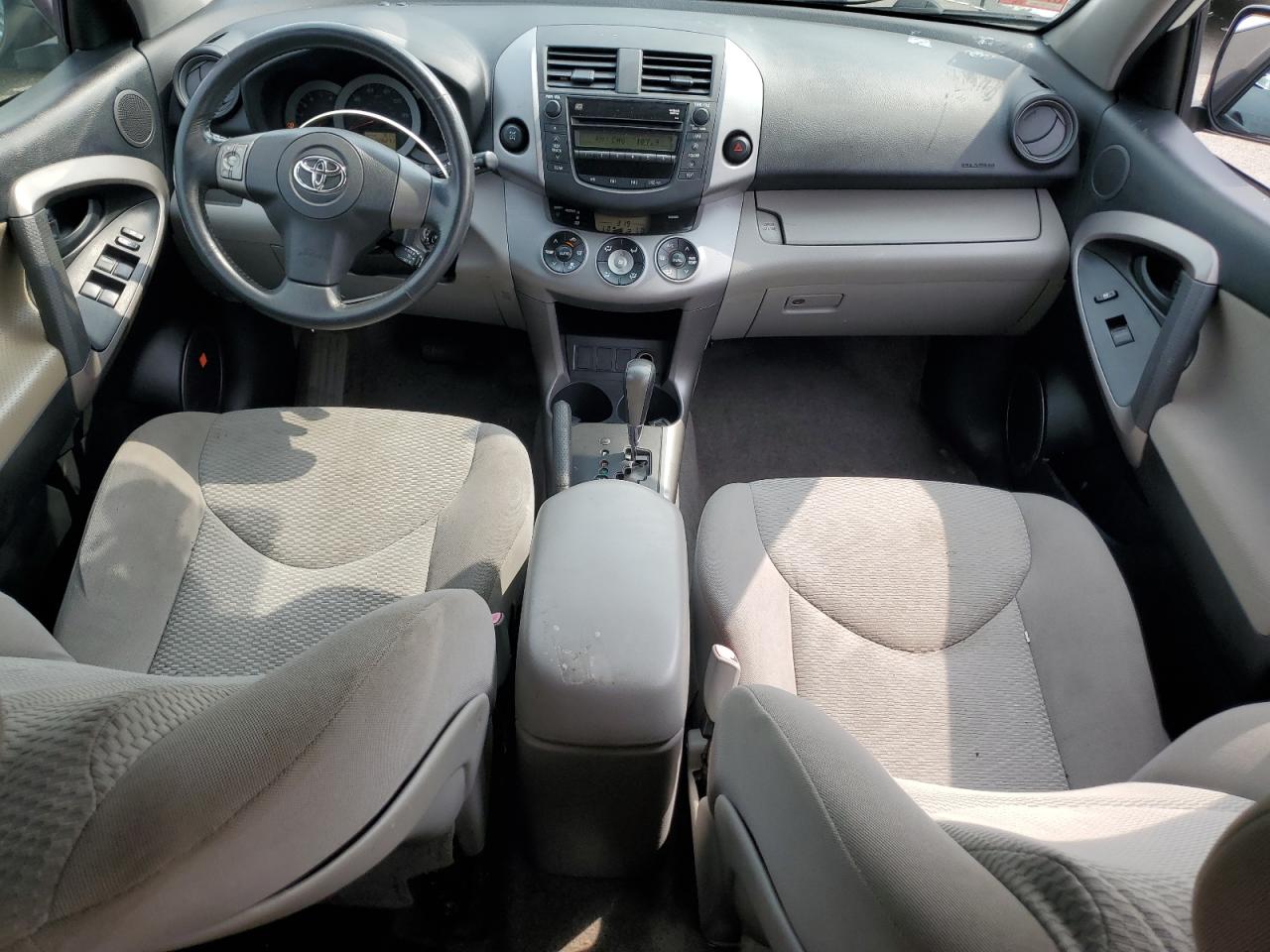 2007 Toyota Rav4 Limited VIN: JTMBD31V375087074 Lot: 67989215