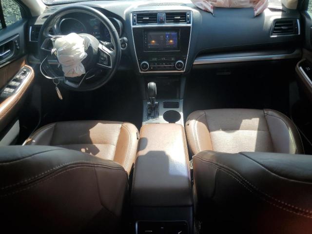  SUBARU OUTBACK 2018 Granatowy