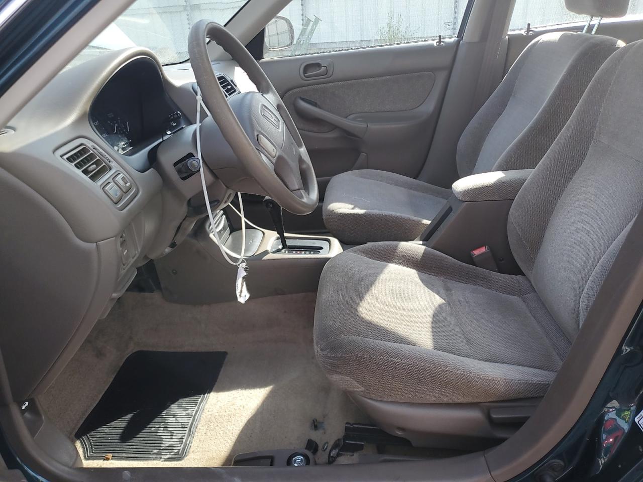 1998 Honda Civic Lx VIN: 1HGEJ6673WL019077 Lot: 69975385