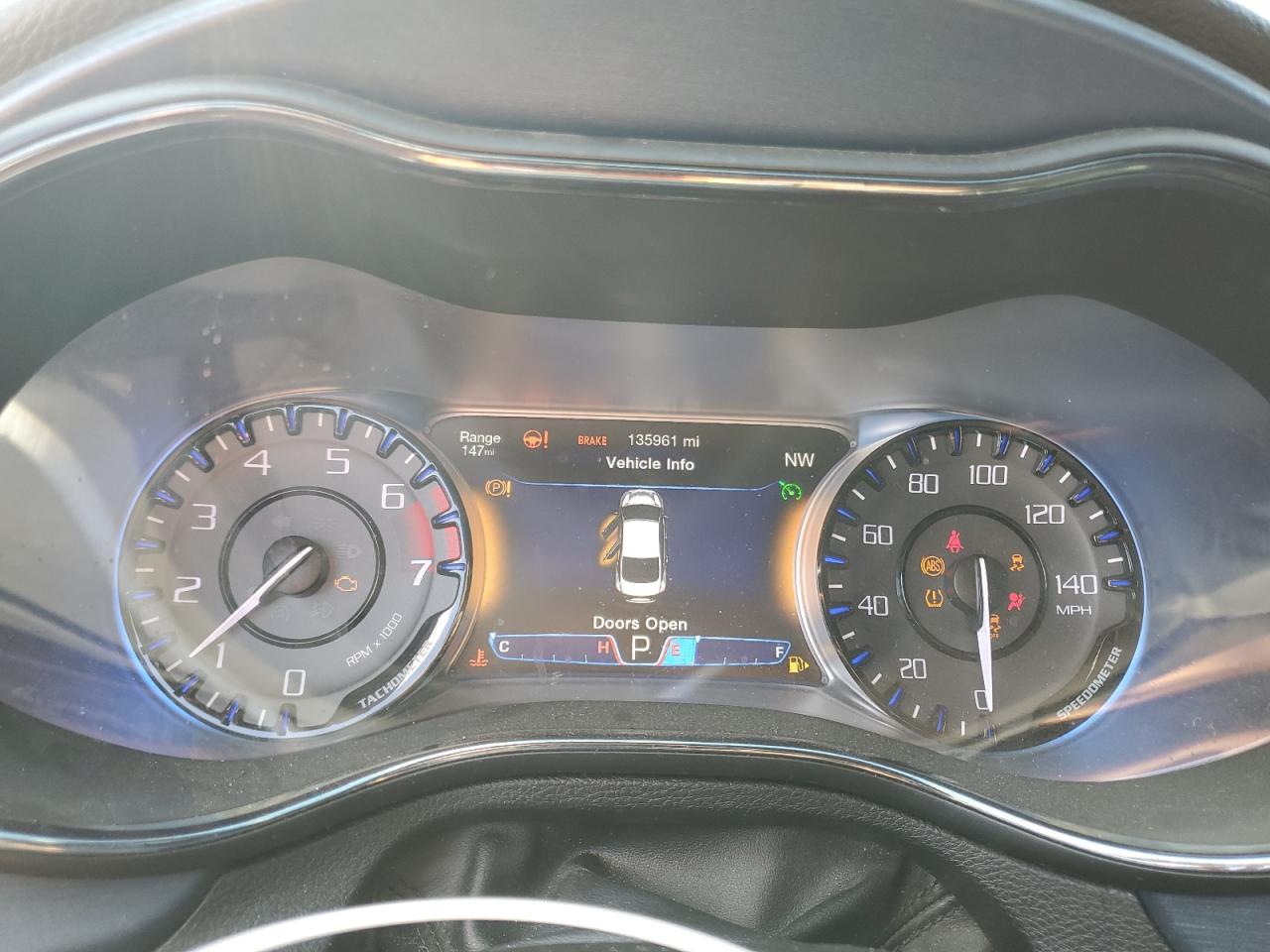 2015 Chrysler 200 S VIN: 1C3CCCBB1FN562834 Lot: 70551745