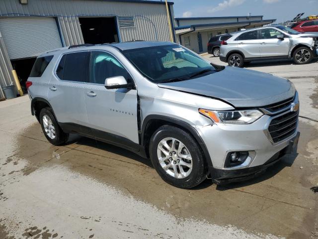  CHEVROLET TRAVERSE 2018 Серебристый