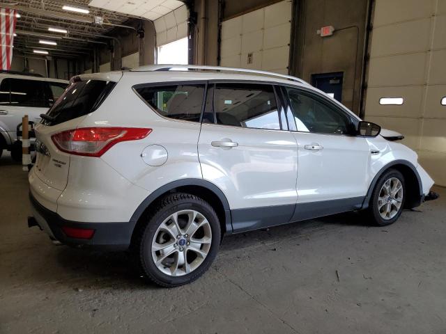  FORD ESCAPE 2016 Белы