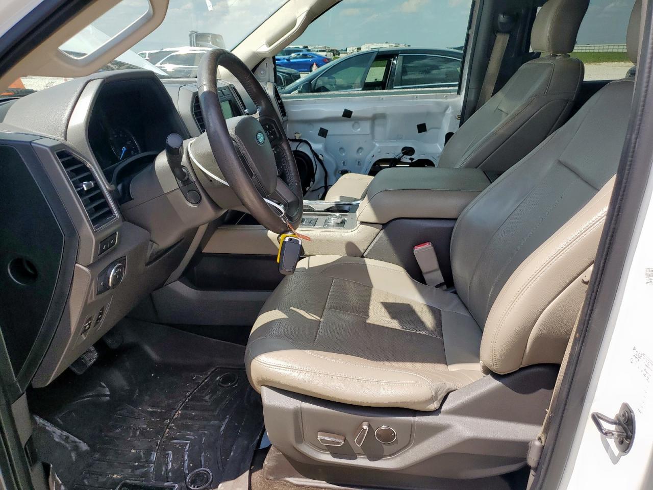 2018 Ford Expedition Max Xlt VIN: 1FMJK1JT6JEA26602 Lot: 70302285