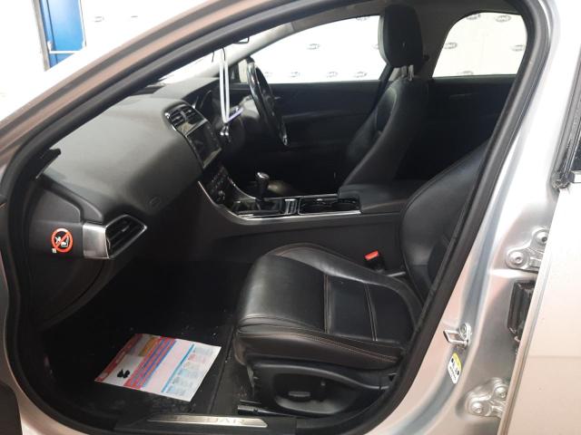 2015 JAGUAR XE PRESTIG