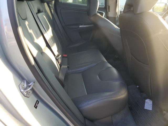 2016 VOLVO XC60 T5 PLATINUM  