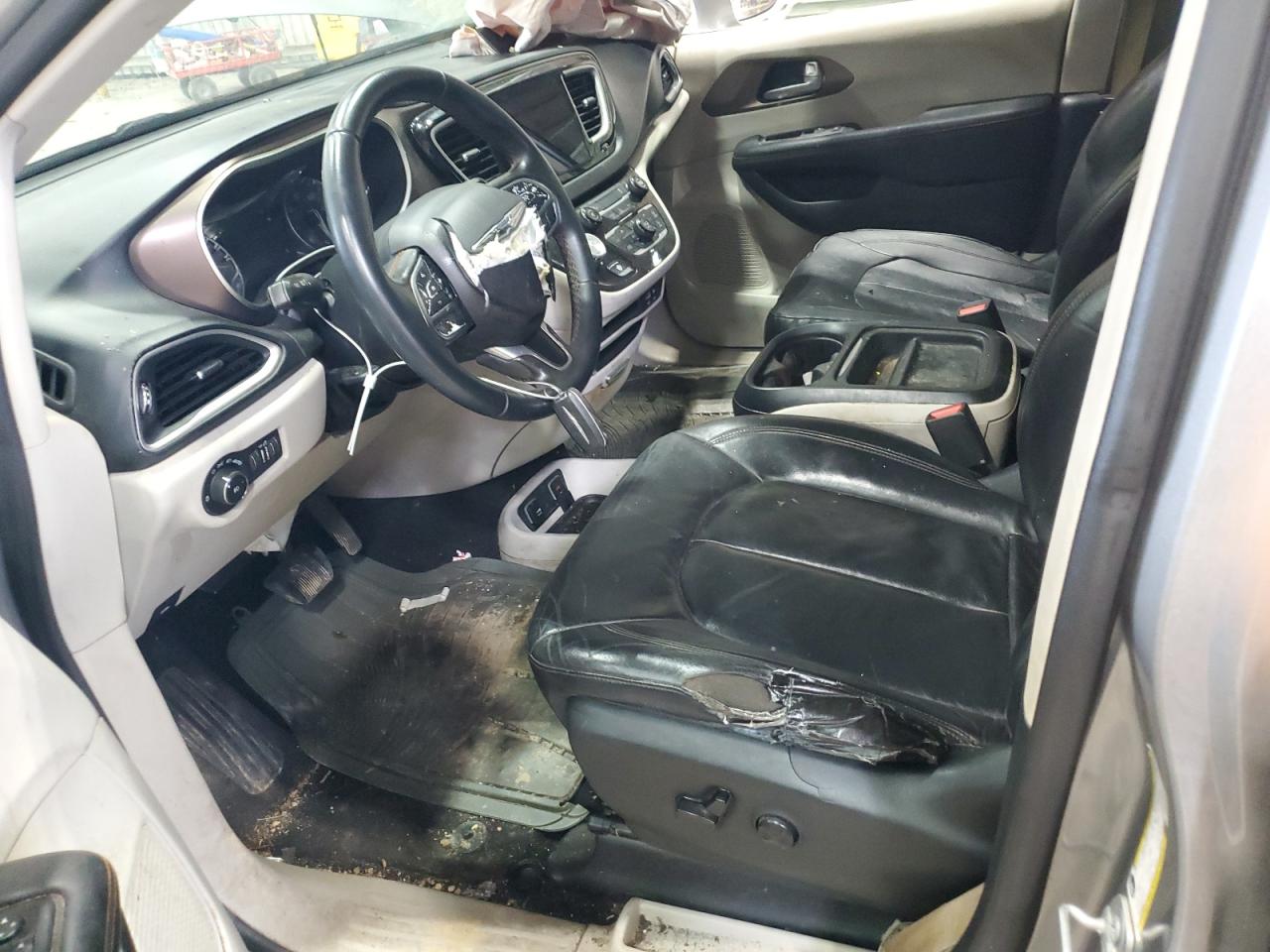 2017 Chrysler Pacifica Touring L VIN: 2C4RC1BG3HR543908 Lot: 70283505