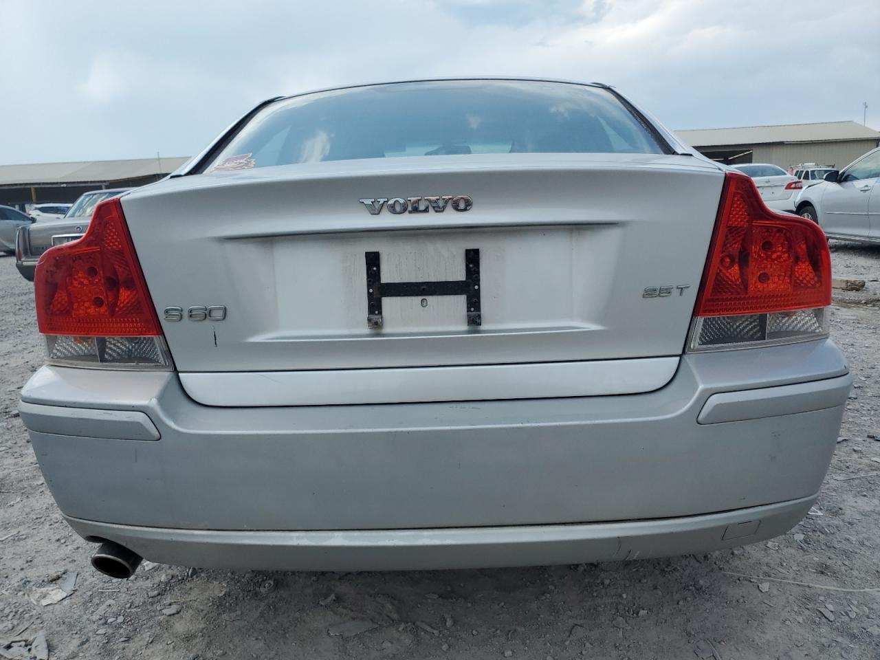2007 Volvo S60 2.5T VIN: YV1RS592572644198 Lot: 69090165