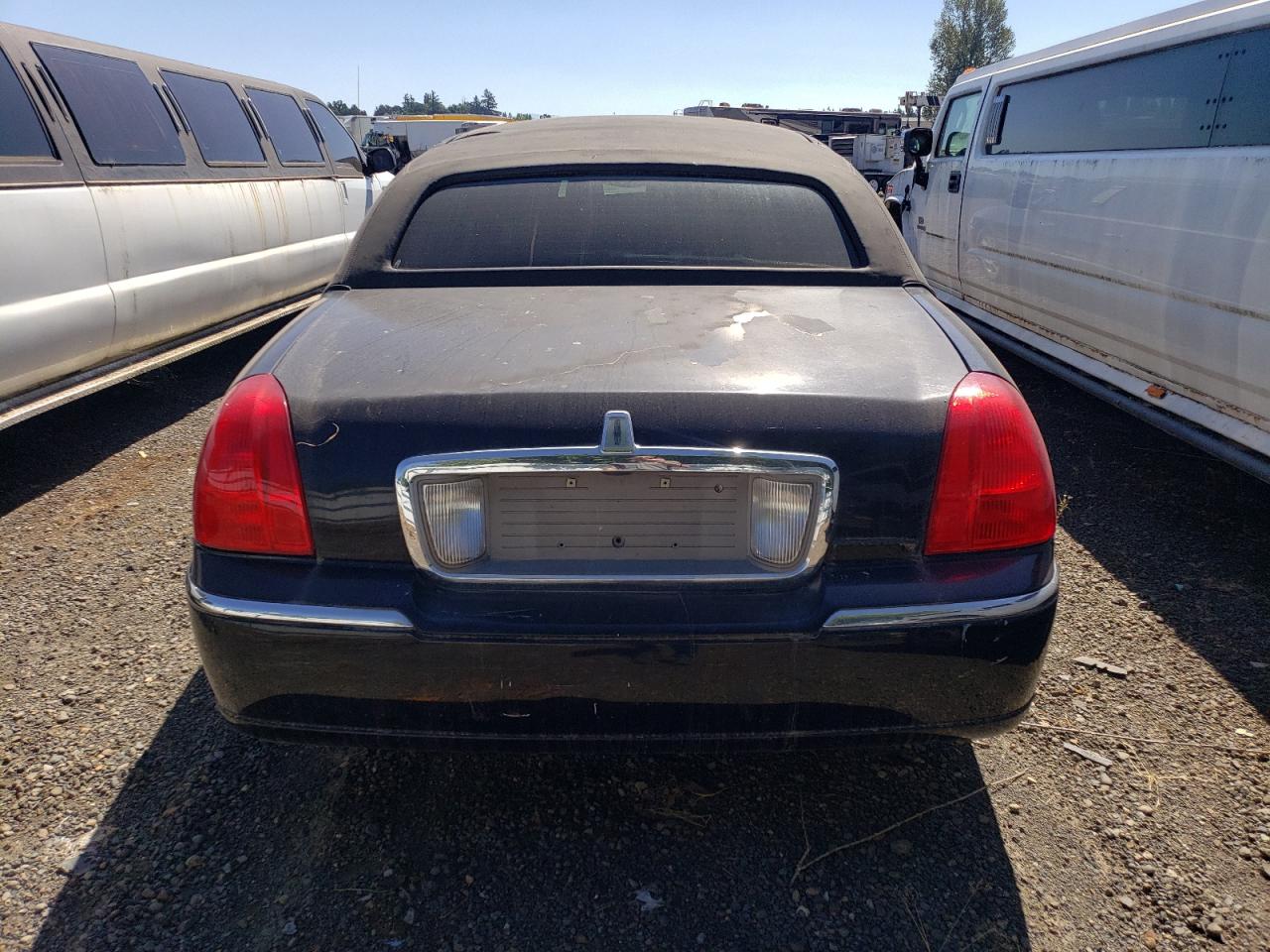 2006 Lincoln Town Car Executive VIN: 1L1FM88W66Y648259 Lot: 64139545