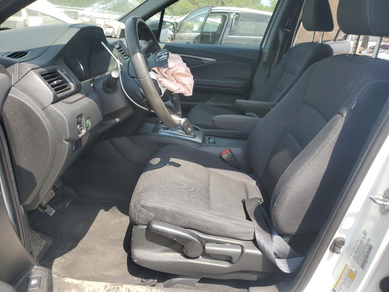 2021 Honda Passport Sport VIN: 5FNYF8H28MB001863 Lot: 68664455