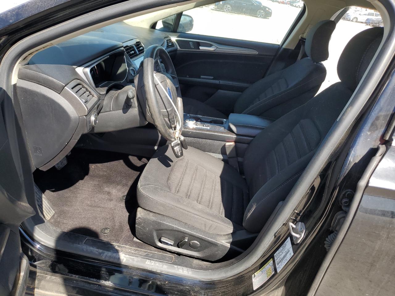 2017 Ford Fusion Se VIN: 3FA6P0HD8HR346991 Lot: 70198915