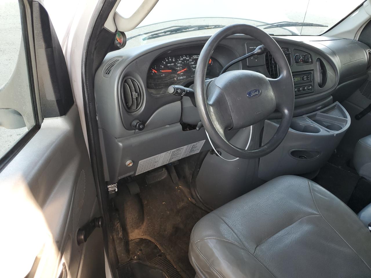 2007 Ford Econoline E450 Super Duty Cutaway Van VIN: 1FDXE45S77DB14464 Lot: 68174365