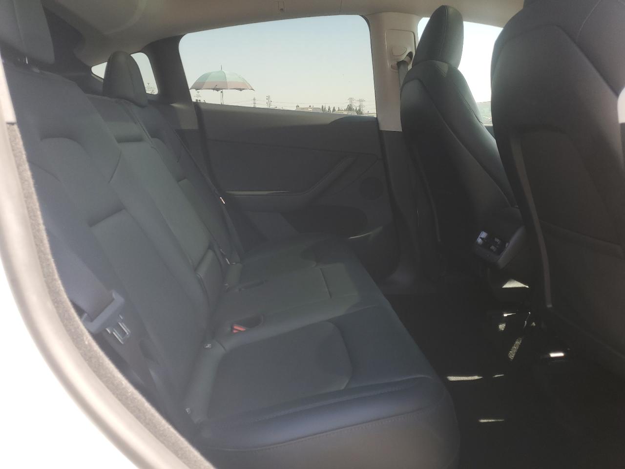 2024 Tesla Model Y VIN: 7SAYGDEE5RA225507 Lot: 68337275