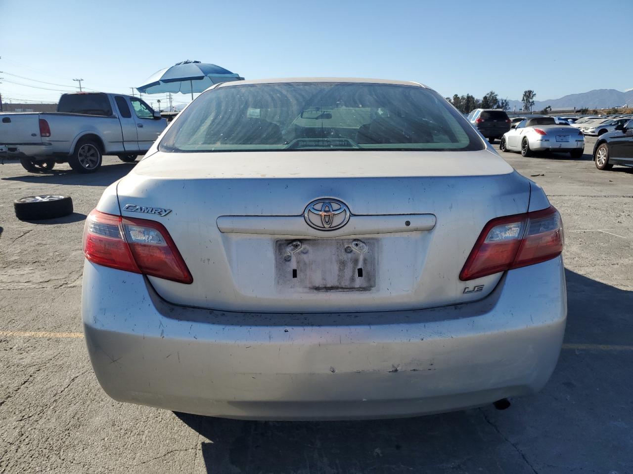 2008 Toyota Camry Ce VIN: 4T4BE46K58R019367 Lot: 70427095