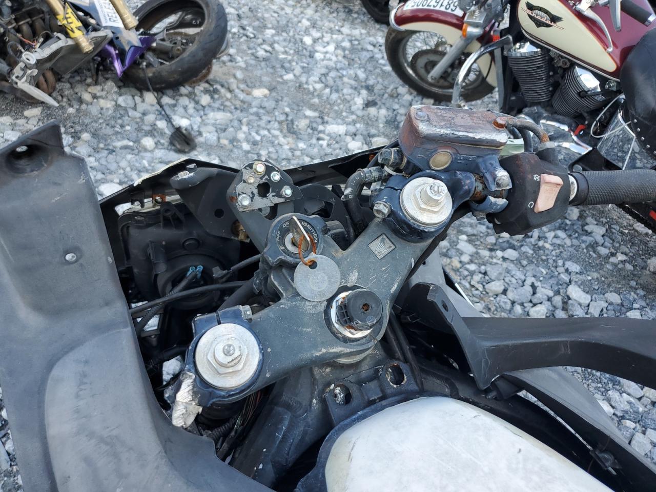 2002 Honda Cbr600 F4 VIN: JH2PC35092M308755 Lot: 69097245