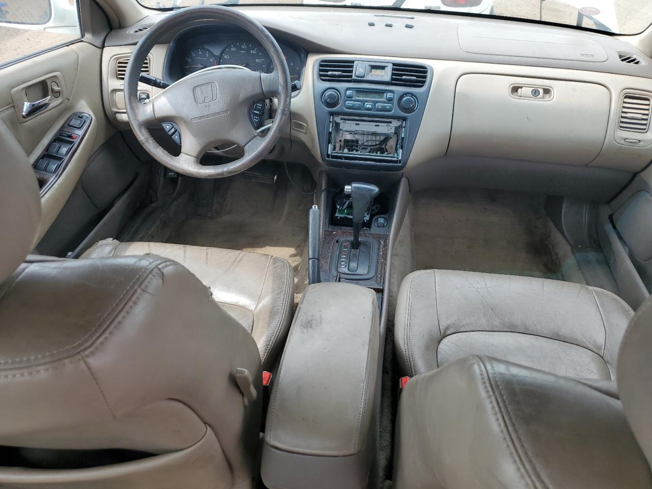 2000 Honda Accord Ex VIN: 1HGCG1650YA010570 Lot: 69878375