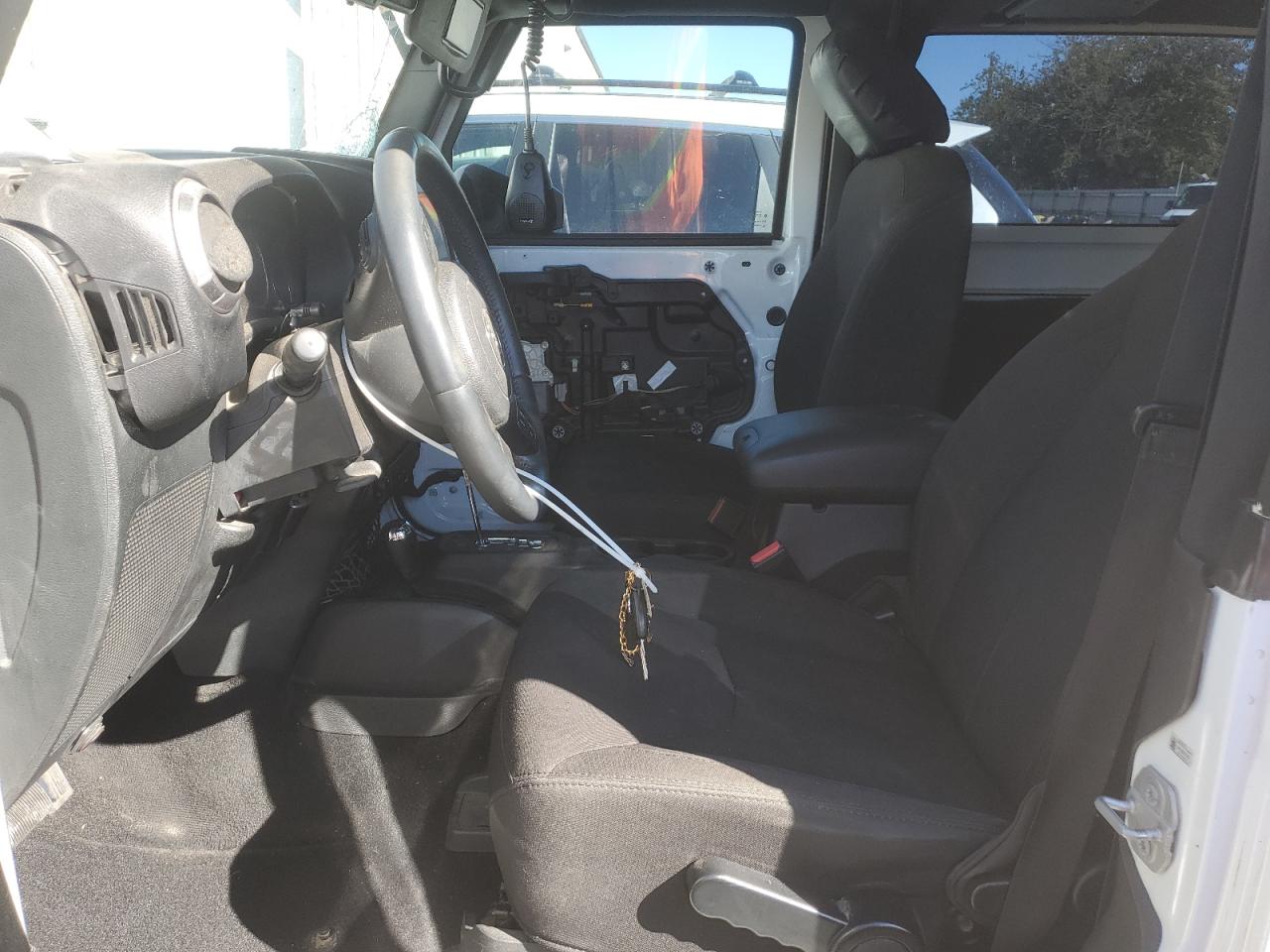 2015 Jeep Wrangler Sport VIN: 1C4AJWAG5FL613674 Lot: 69818955