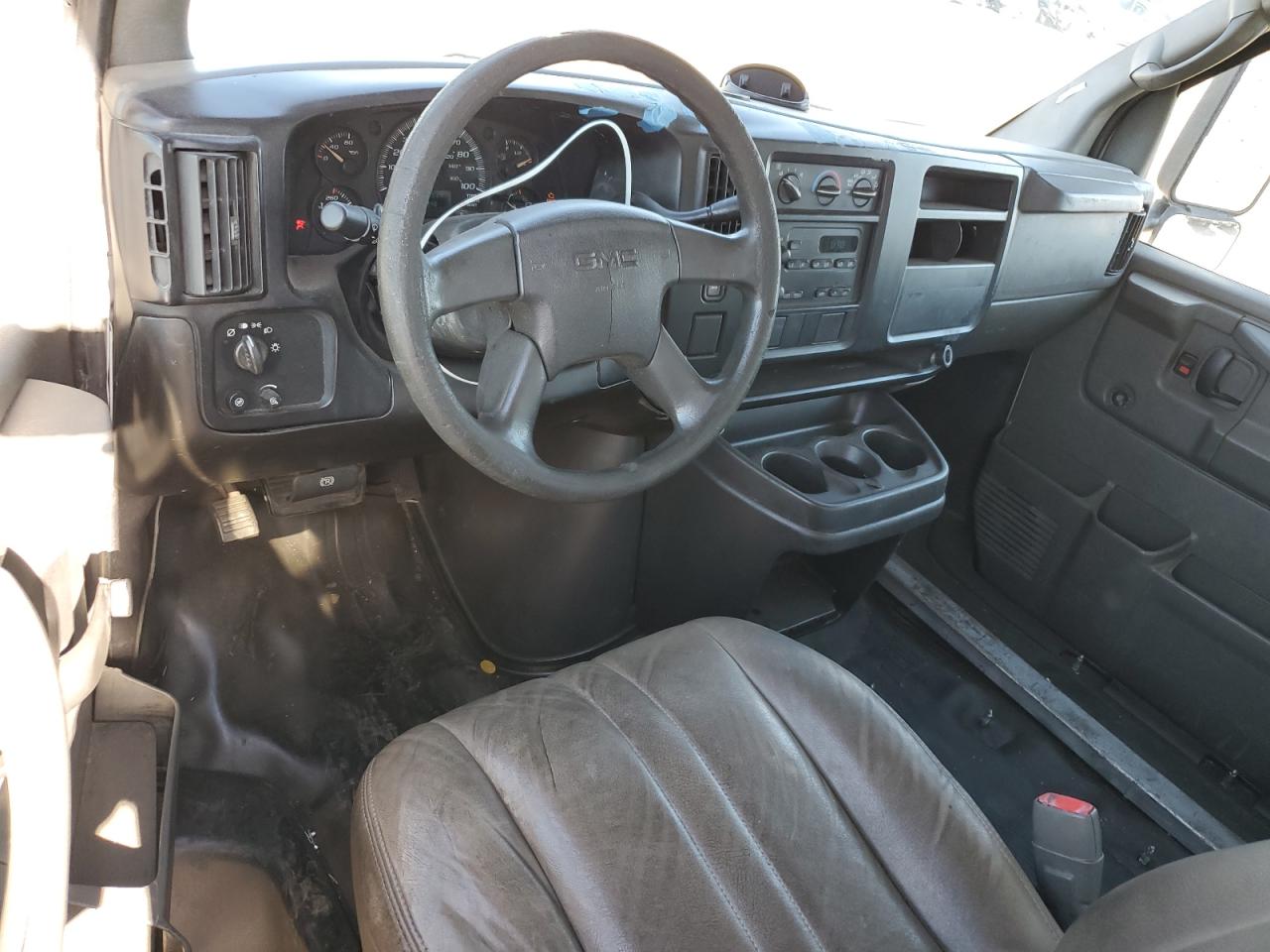 2007 GMC Savana Cutaway G3500 VIN: 1GDGG31V571904187 Lot: 70119185