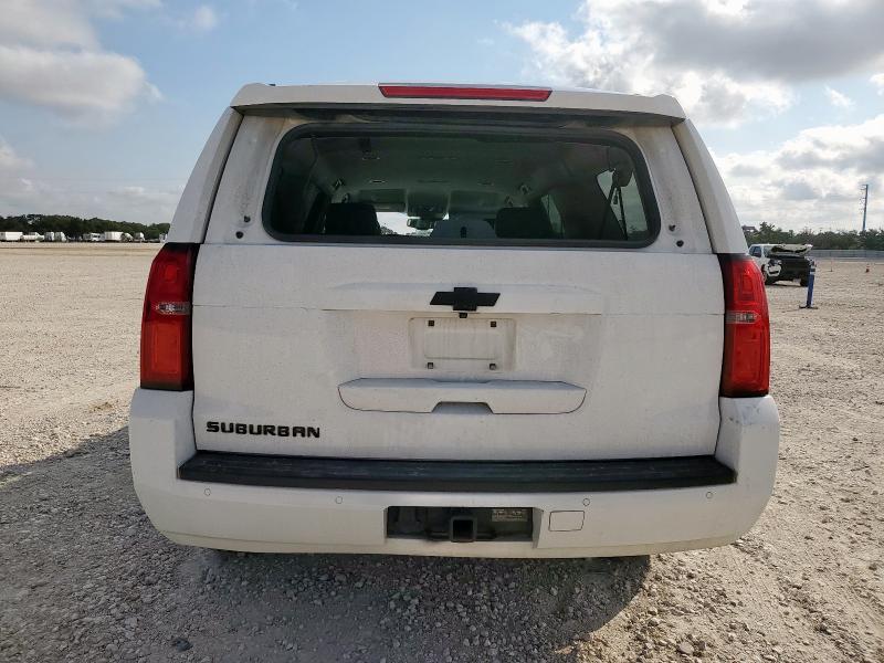  CHEVROLET SUBURBAN 2016 Белы