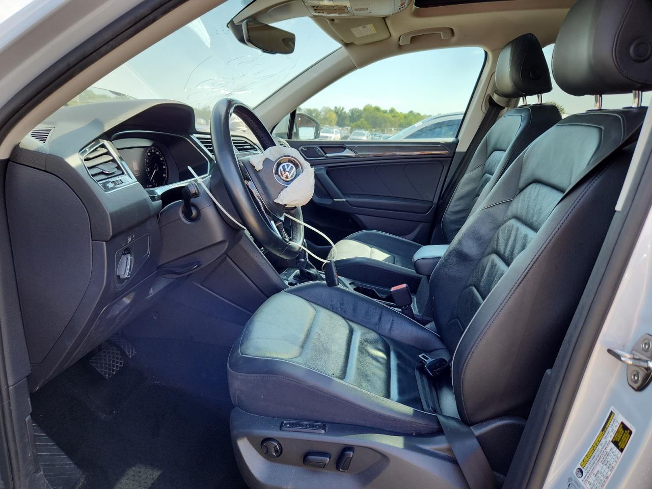 2018 Volkswagen Tiguan Sel Premium VIN: 3VV4B7AX2JM197334 Lot: 69982405