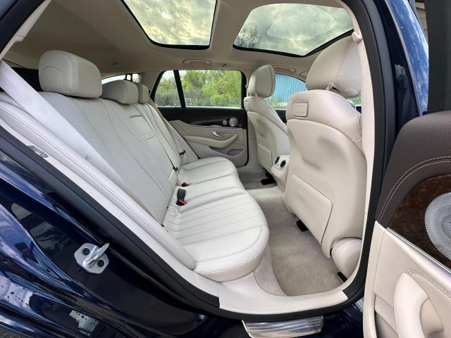  MERCEDES-BENZ E-CLASS 2019 Granatowy