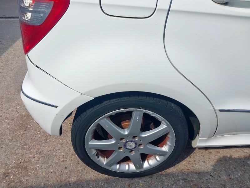 2012 MERCEDES A180CDI AVANTGARDE SE CVT 