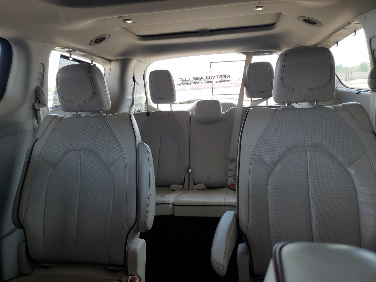 2017 Chrysler Pacifica Limited VIN: 2C4RC1GG9HR559801 Lot: 69685585