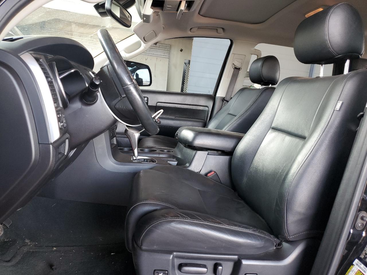 2019 Toyota Sequoia Sr5 VIN: 5TDBY5G18KS166148 Lot: 70211865