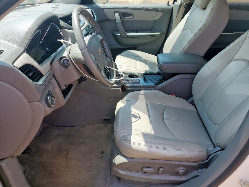 Parquets CHEVROLET TRAVERSE 2014 Biały