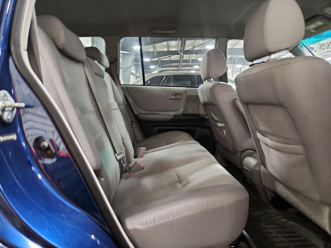 2004 Toyota Highlander Base VIN: JTEGP21A340020936 Lot: 68527525