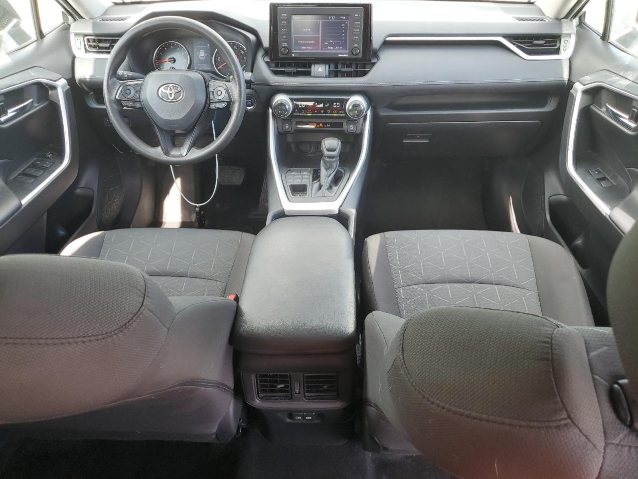 2022 Toyota Rav4 Xle VIN: 2T3P1RFV9NW284752 Lot: 68590915