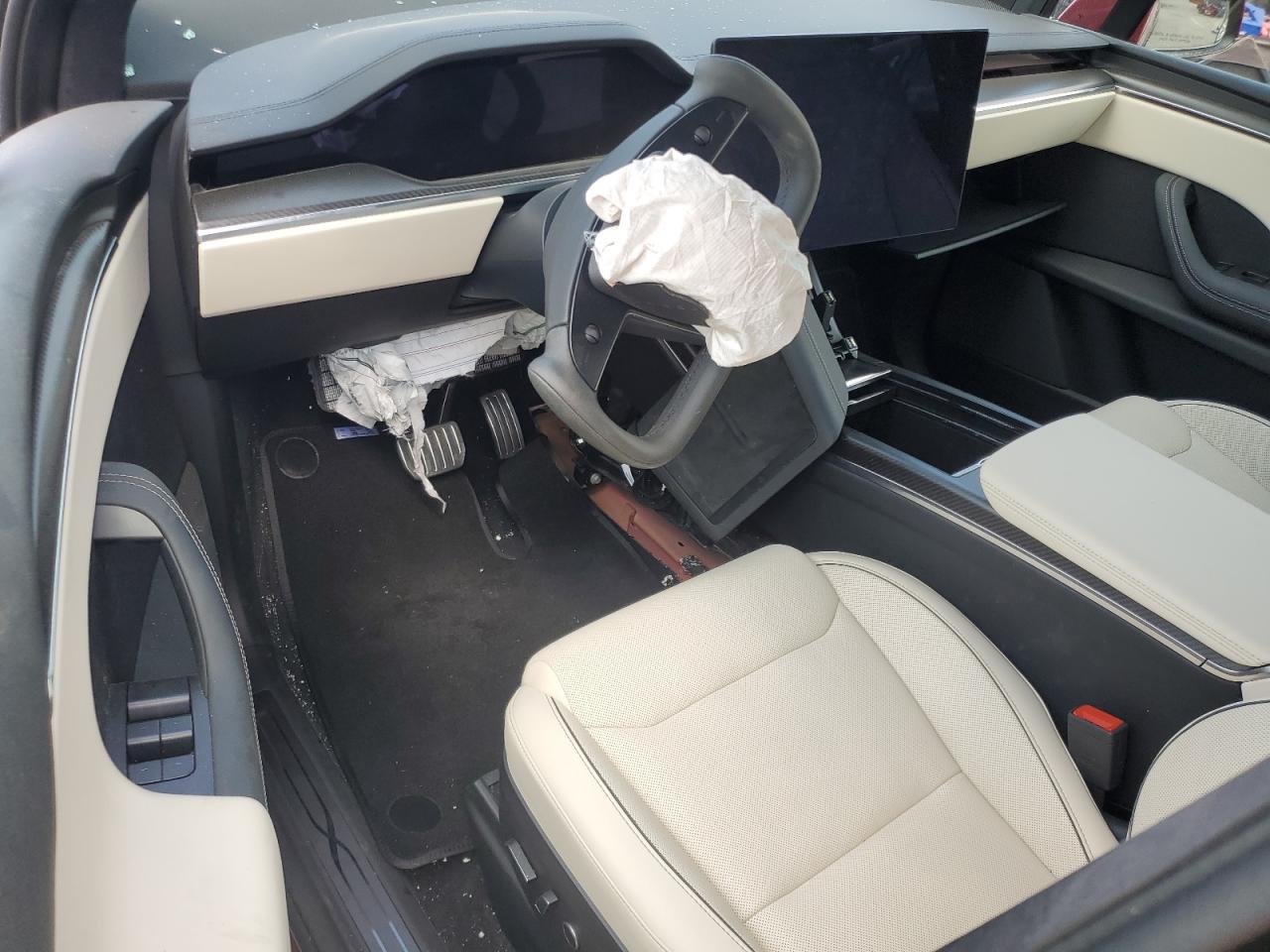 2024 Tesla Model X VIN: 7SAXCBE64RF453182 Lot: 67969375