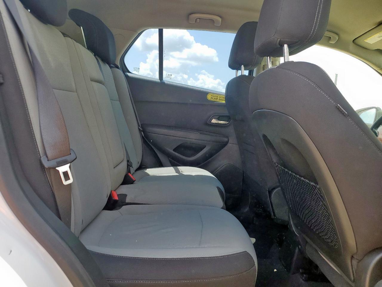 2016 Chevrolet Trax Ls VIN: KL7CJKSBXGB684782 Lot: 68719005