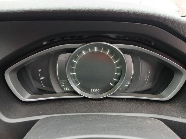 2017 VOLVO V40 CROSS COUNTRY PRO T3 