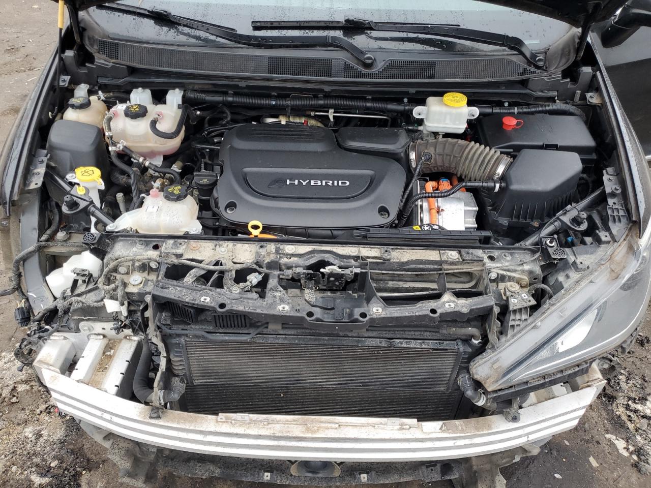 2018 Chrysler Pacifica Hybrid Limited VIN: 2C4RC1N77JR105118 Lot: 66644745