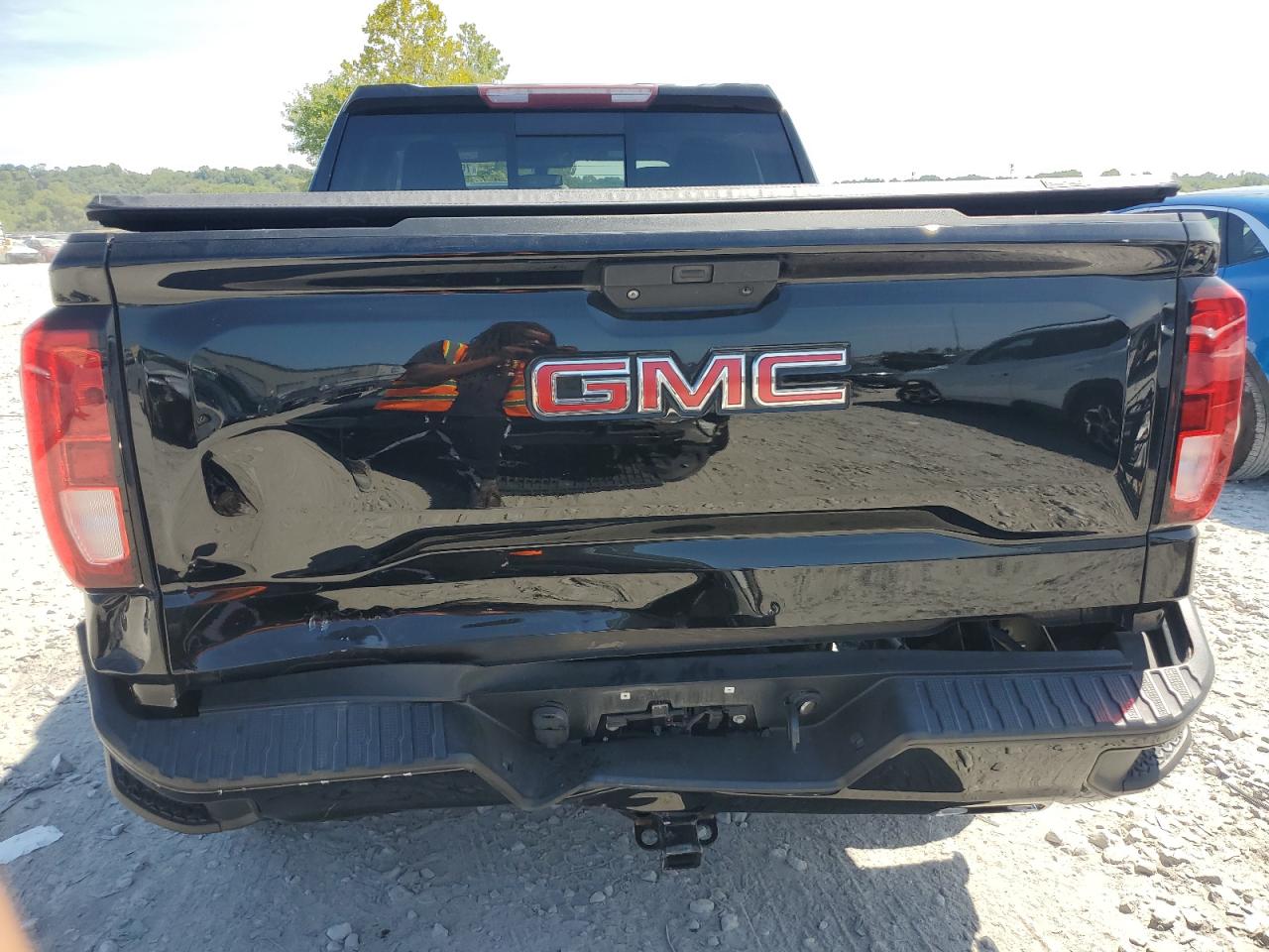 2020 GMC Sierra K1500 Elevation VIN: 1GTU9CED3LZ131931 Lot: 70888375