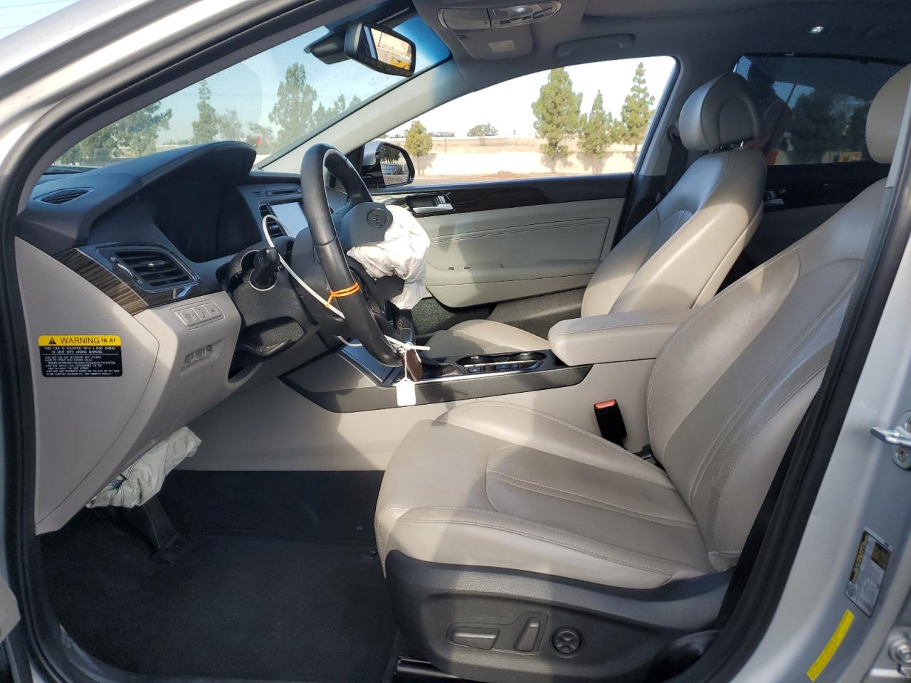 2017 Hyundai Sonata Hybrid VIN: KMHE34L37HA071417 Lot: 70205455