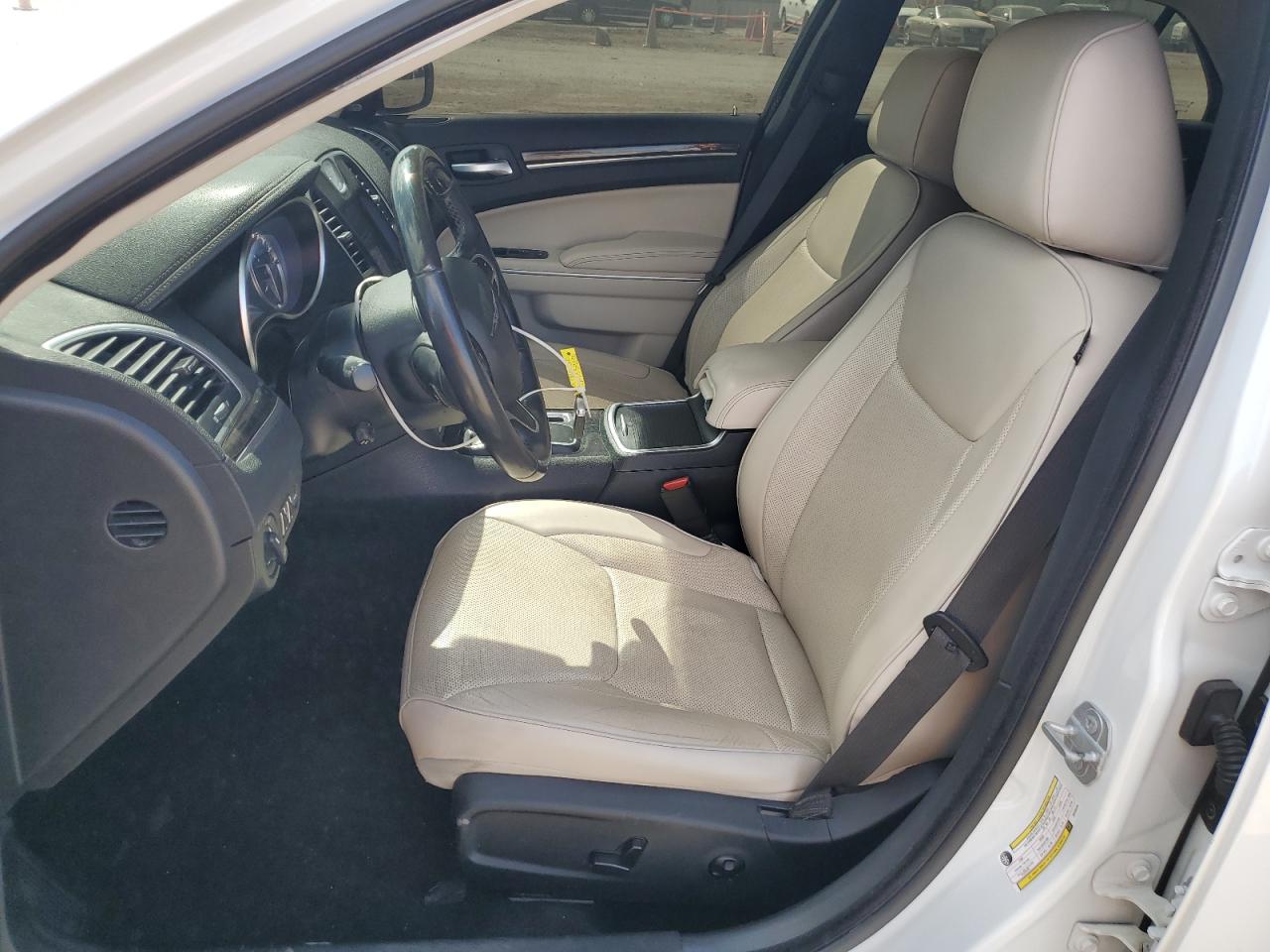 2019 Chrysler 300 Limited VIN: 2C3CCAEG1KH536264 Lot: 69839895