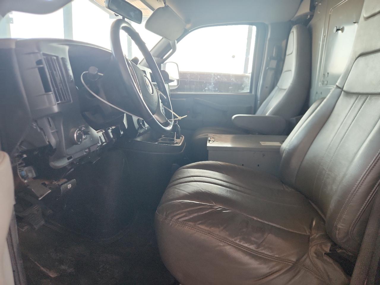 2017 Chevrolet Express G2500 VIN: 1GCWGAFF6H1163085 Lot: 69740515