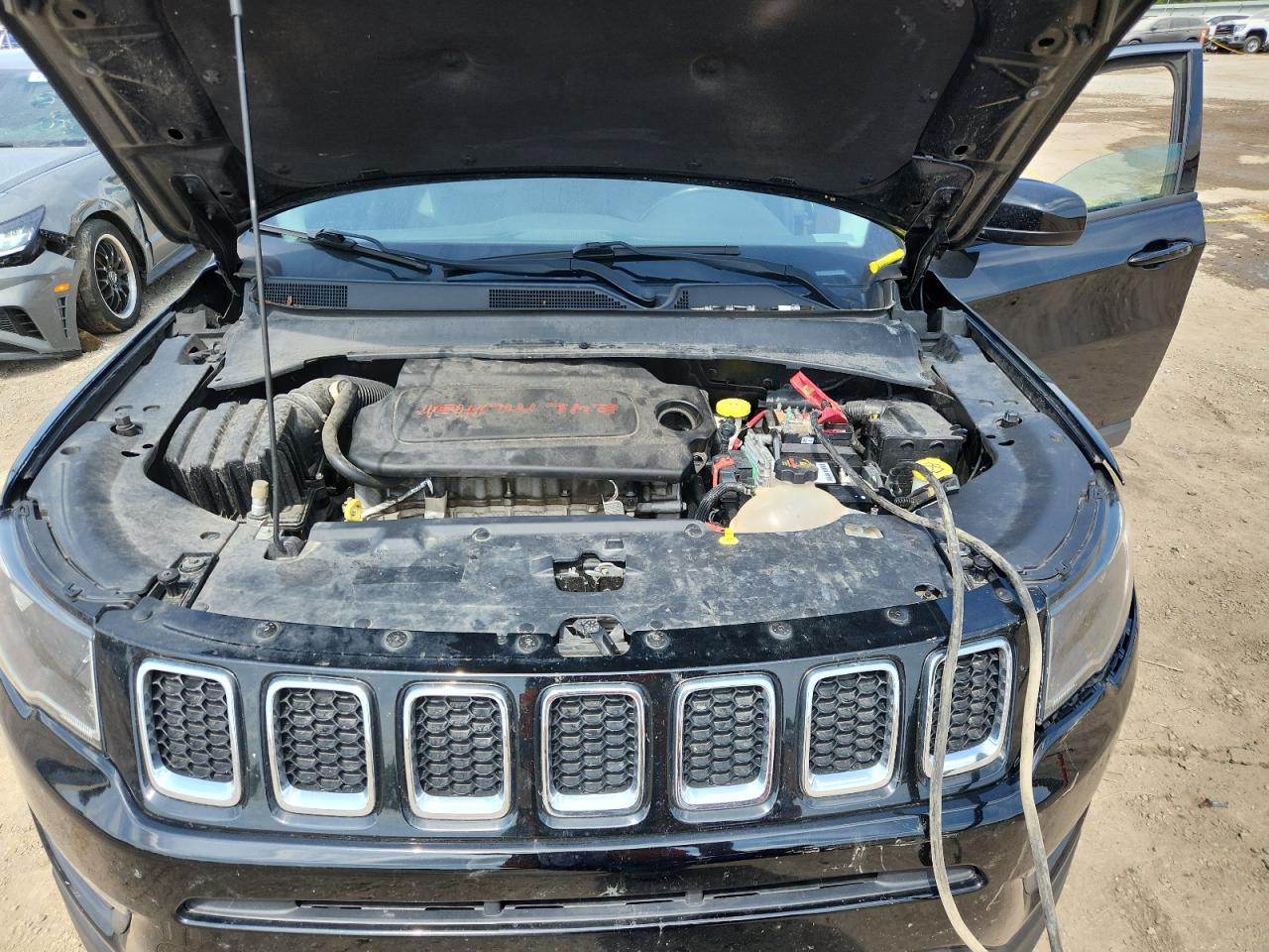 2018 Jeep Compass Latitude VIN: 3C4NJDBB4JT155292 Lot: 71110365