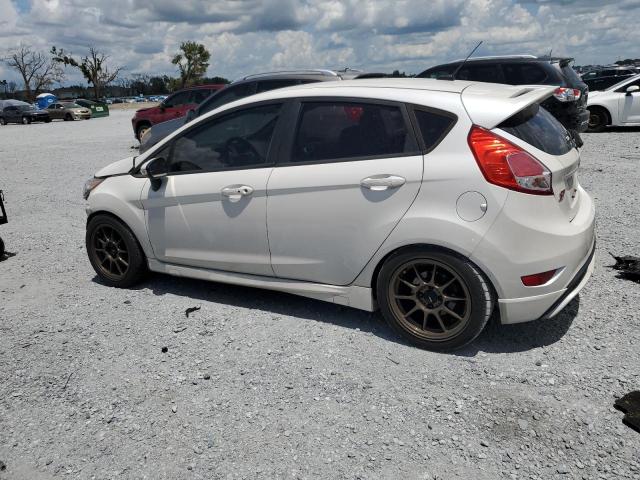  FORD FIESTA 2018 Белы