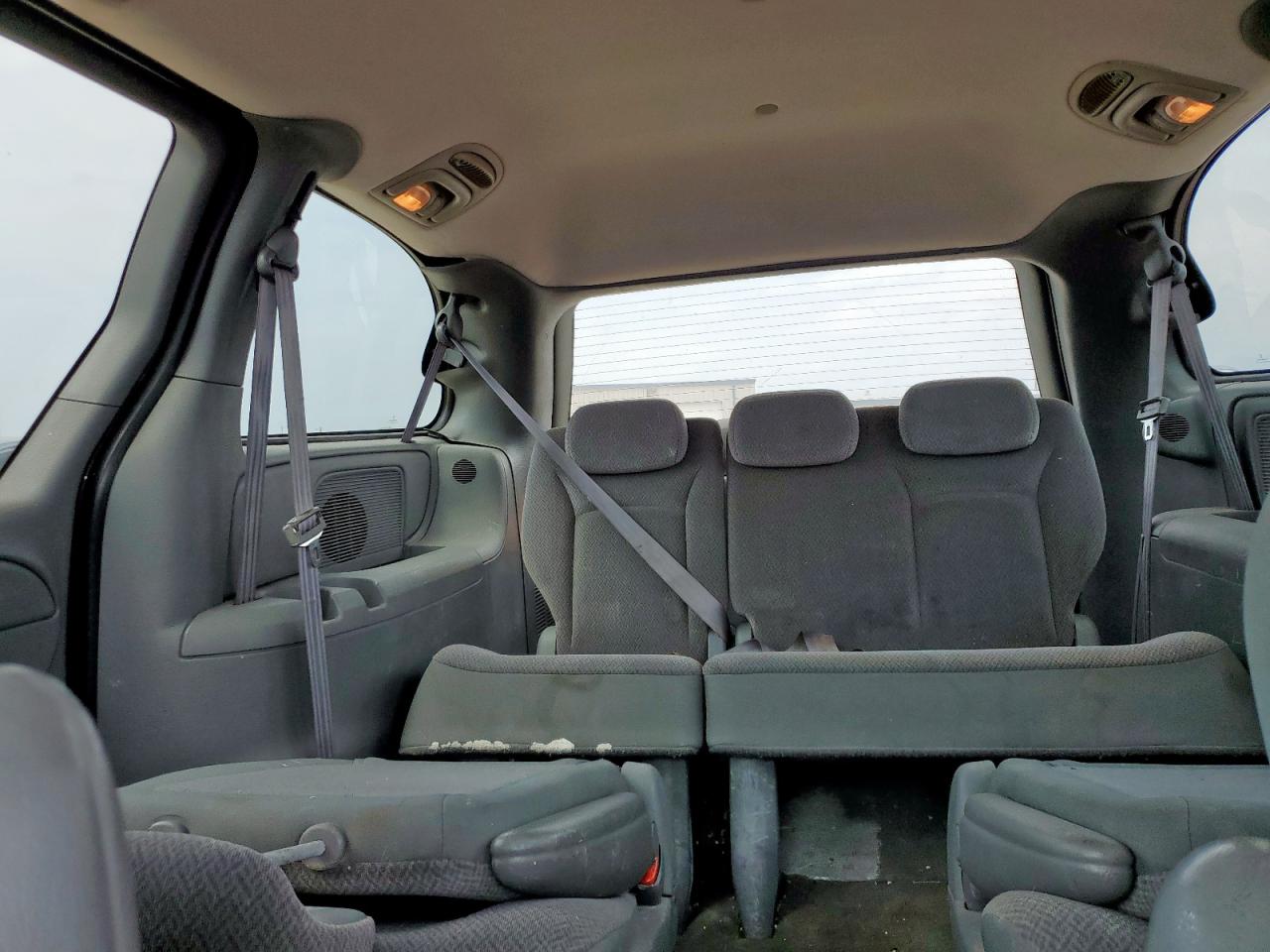 2005 Dodge Grand Caravan Sxt VIN: 2D4GP44L45R128215 Lot: 69503165