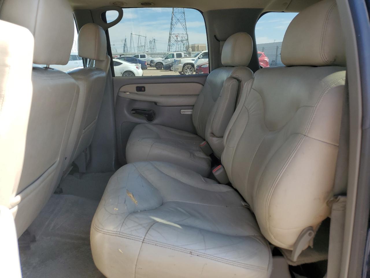 2001 GMC Yukon Xl K2500 VIN: 3GKGK26U31G157120 Lot: 67319065