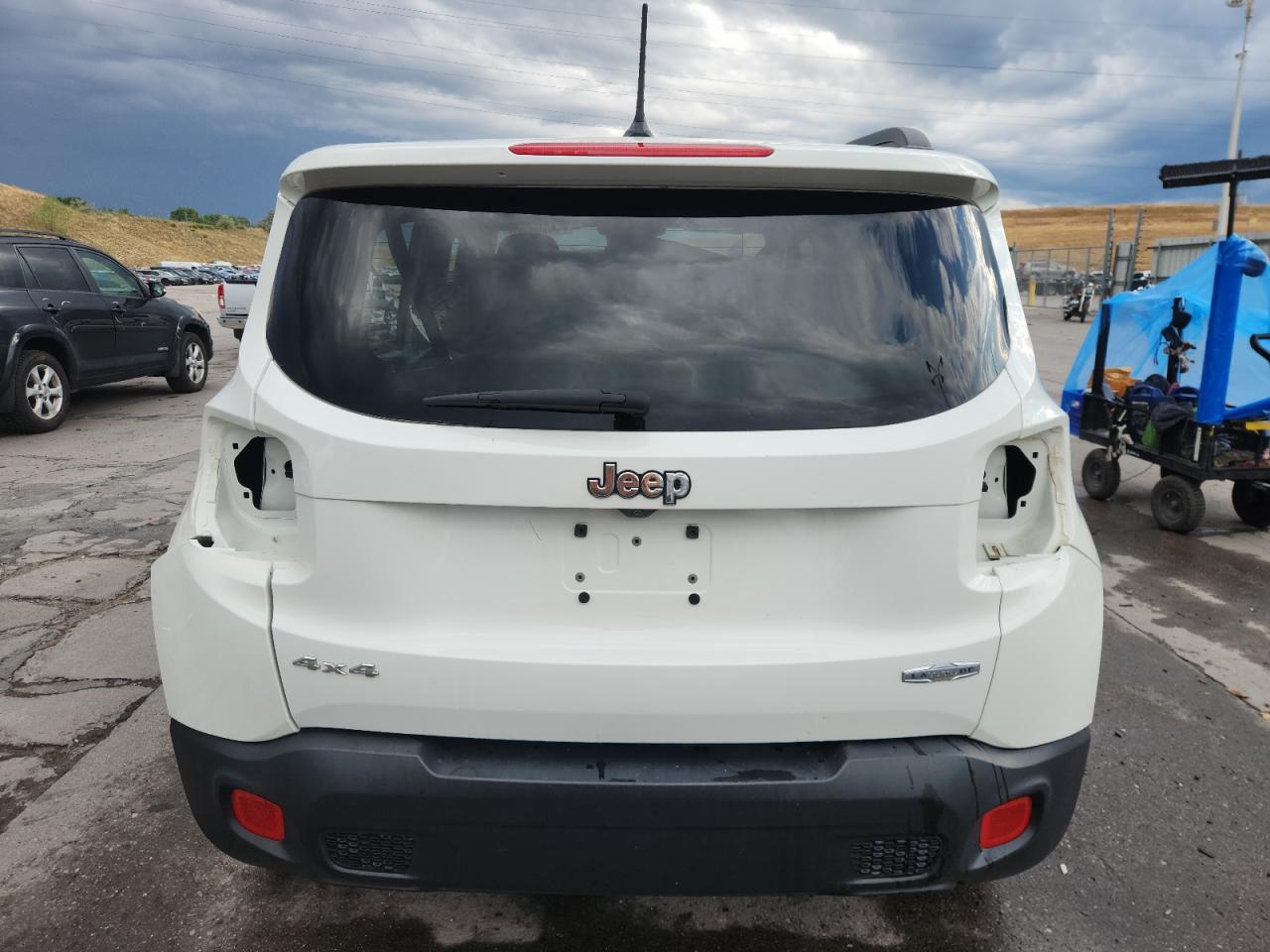 2017 Jeep Renegade Latitude VIN: ZACCJBBB8HPF43669 Lot: 70890725