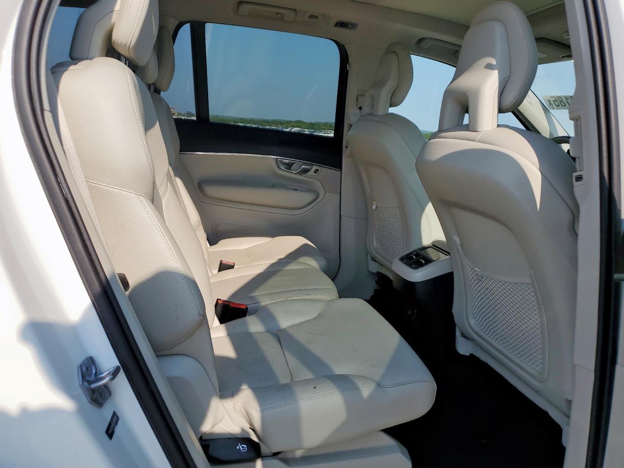 2020 Volvo Xc90 T6 Momentum VIN: YV4A22PK5L1615091 Lot: 62724185